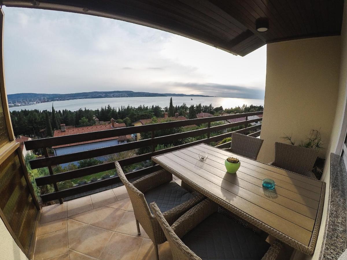 Garden View Apartments Анкаран Екстериор снимка