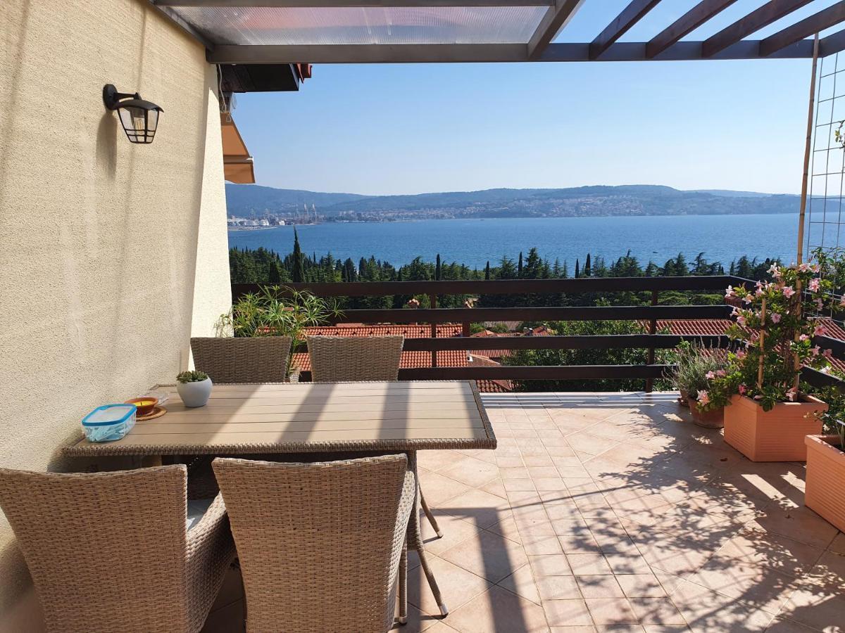 Garden View Apartments Анкаран Екстериор снимка