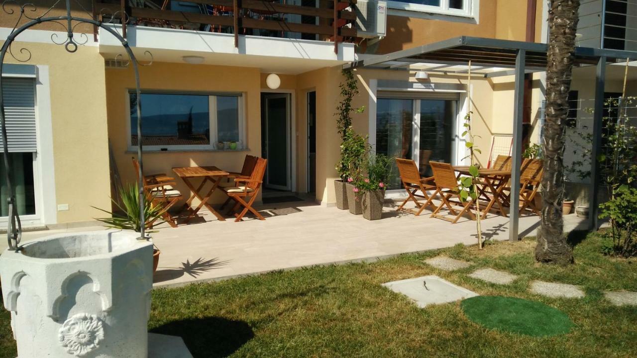 Garden View Apartments Анкаран Екстериор снимка