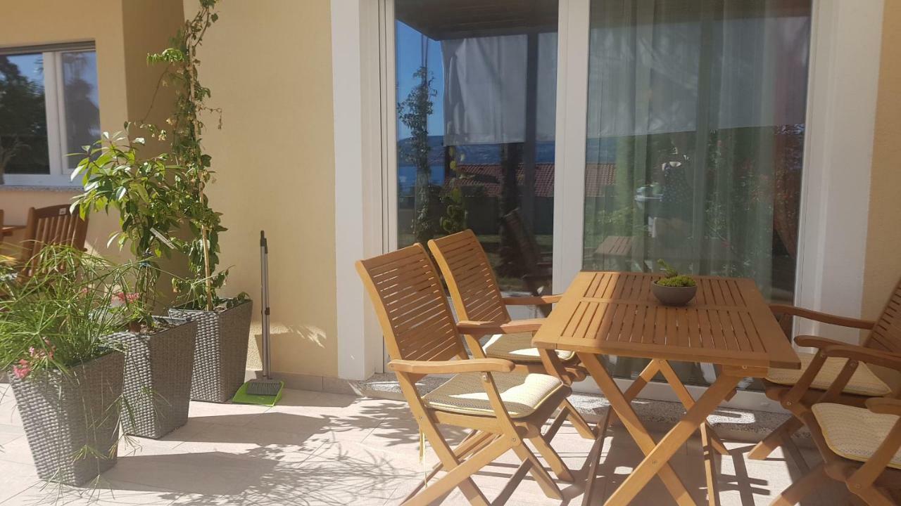 Garden View Apartments Анкаран Екстериор снимка